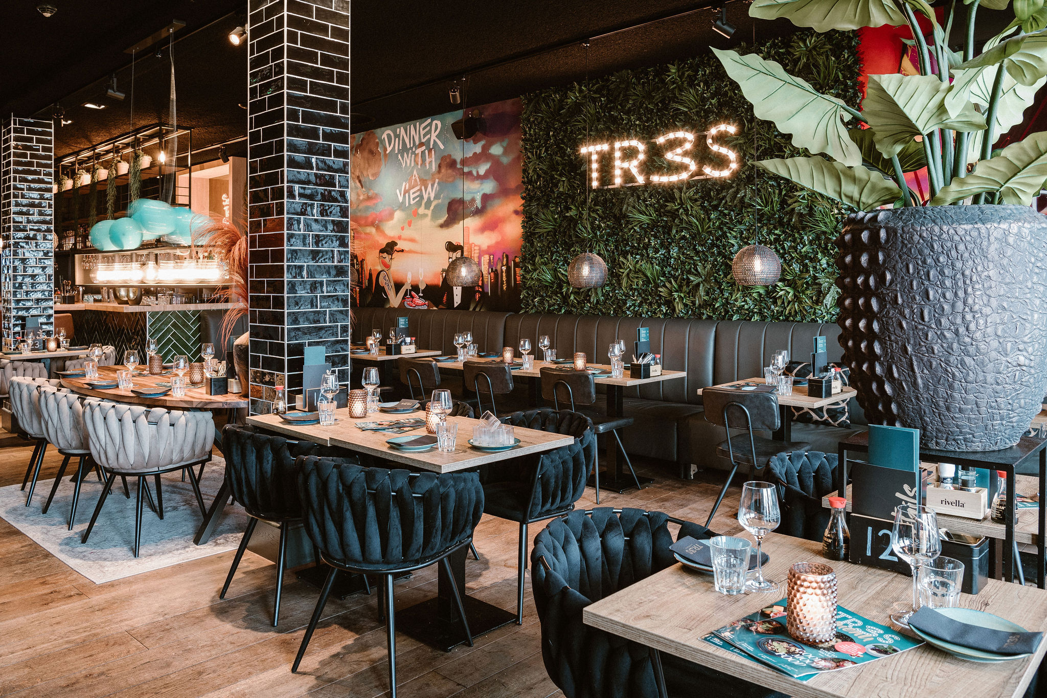 tr3s